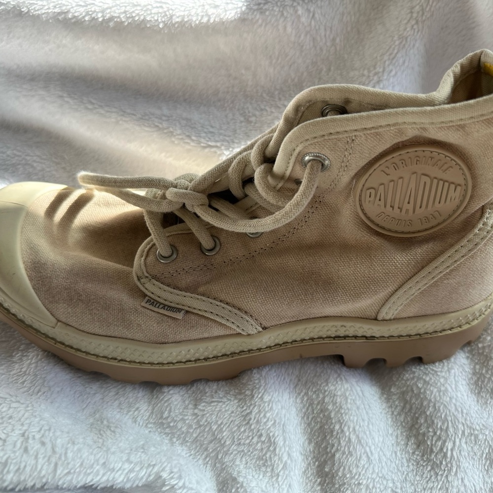 Palladium Pampa Hi Cream Canvas High-Tops size 8 women’s 6.5 men’s - Picture 4 of 6